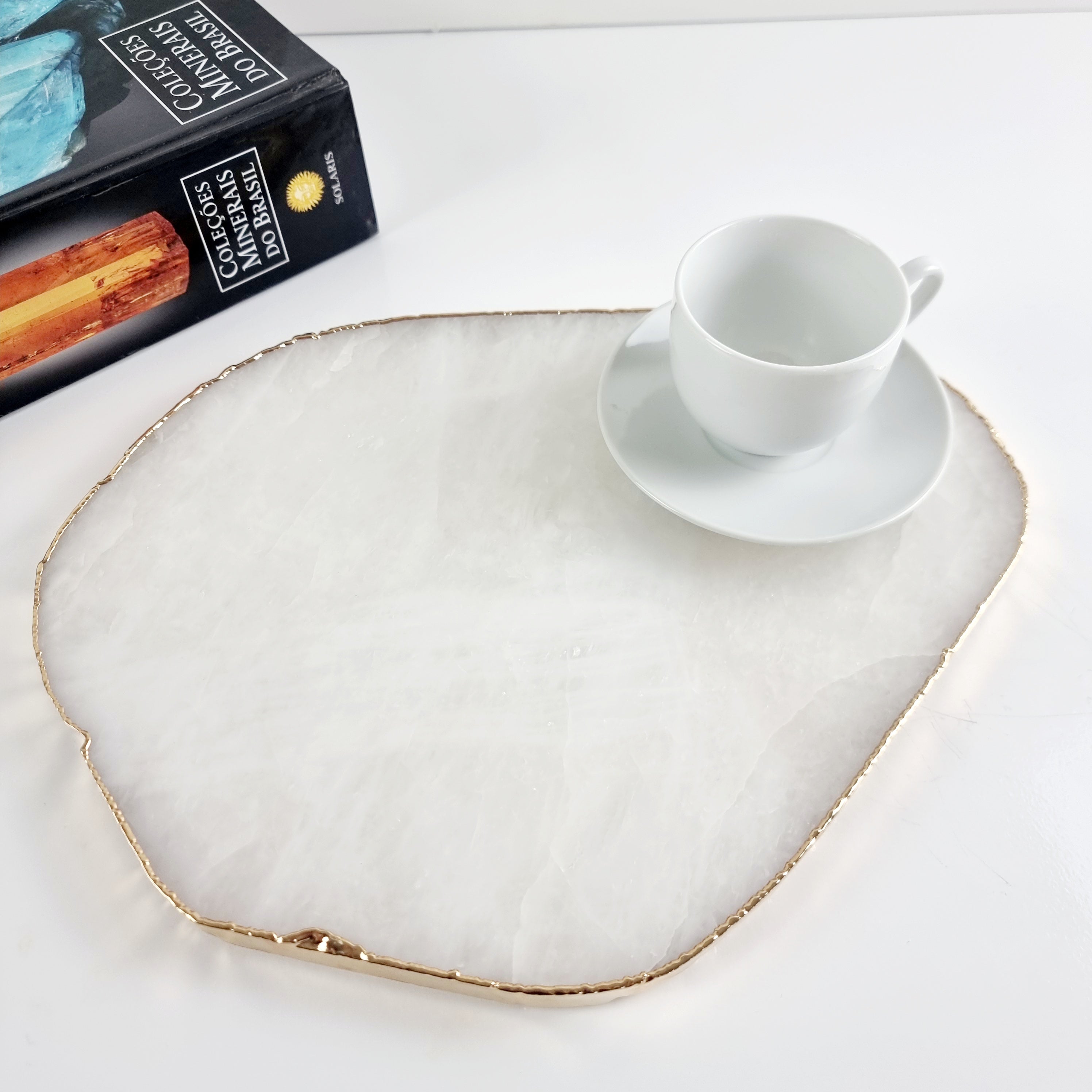 Bandejas de Cuarzo con BORDES DORADOS tamaño 30 a 35 cm y peso 3 kg