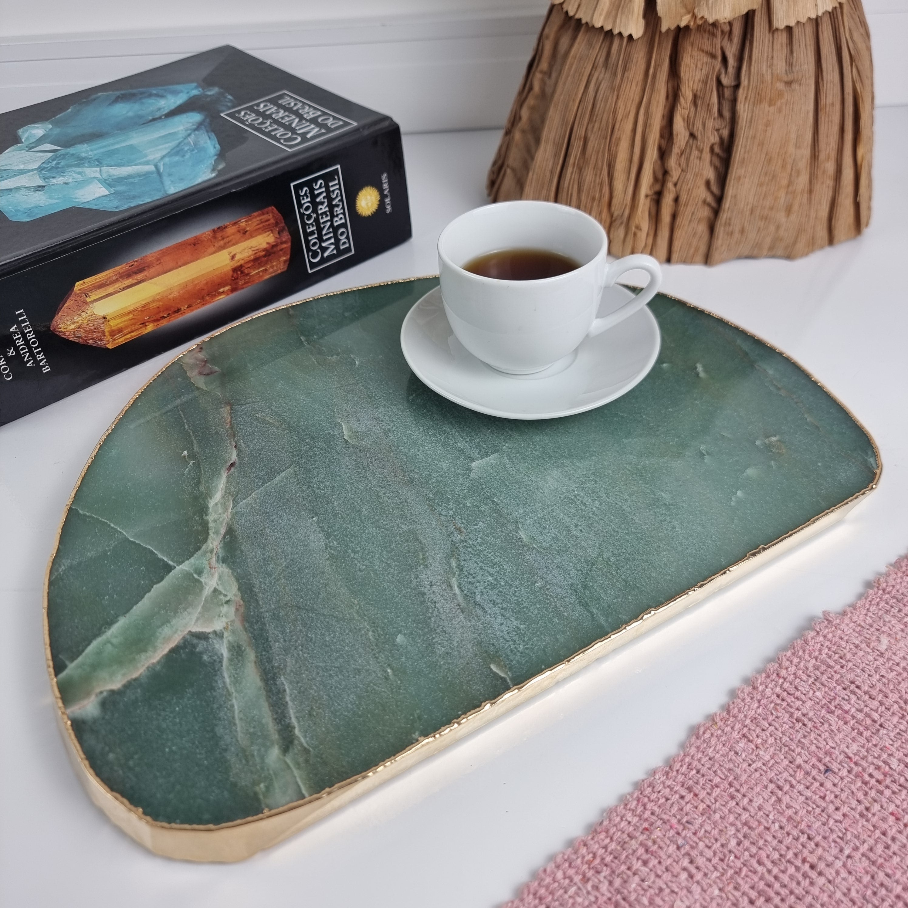 Bandejas de Cuarzo con BORDES DORADOS tamaño 30 a 35 cm y peso 3 kg