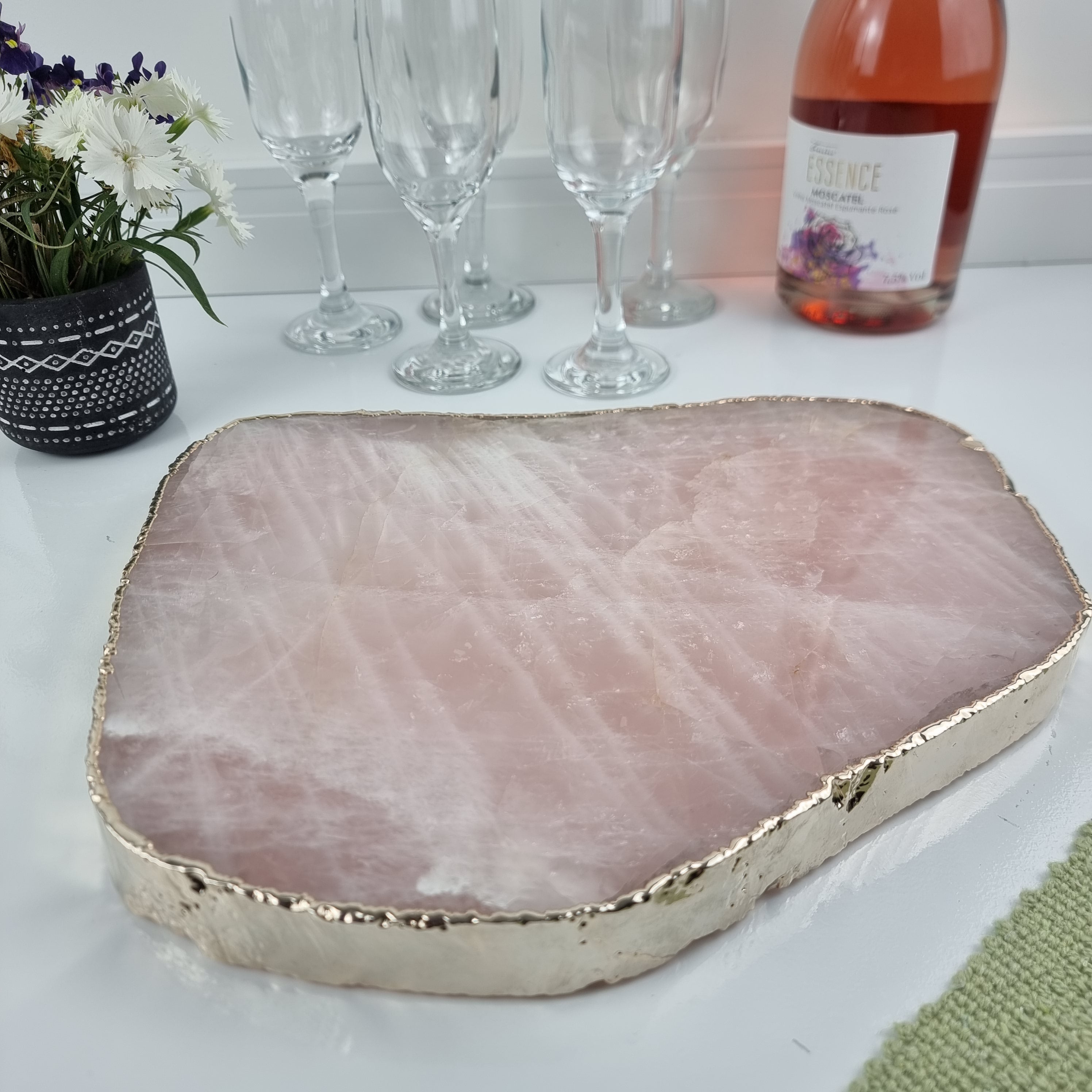 Bandejas de Cuarzo con BORDES NATURALES tamaño 30 a 35 cm y peso 3 kg