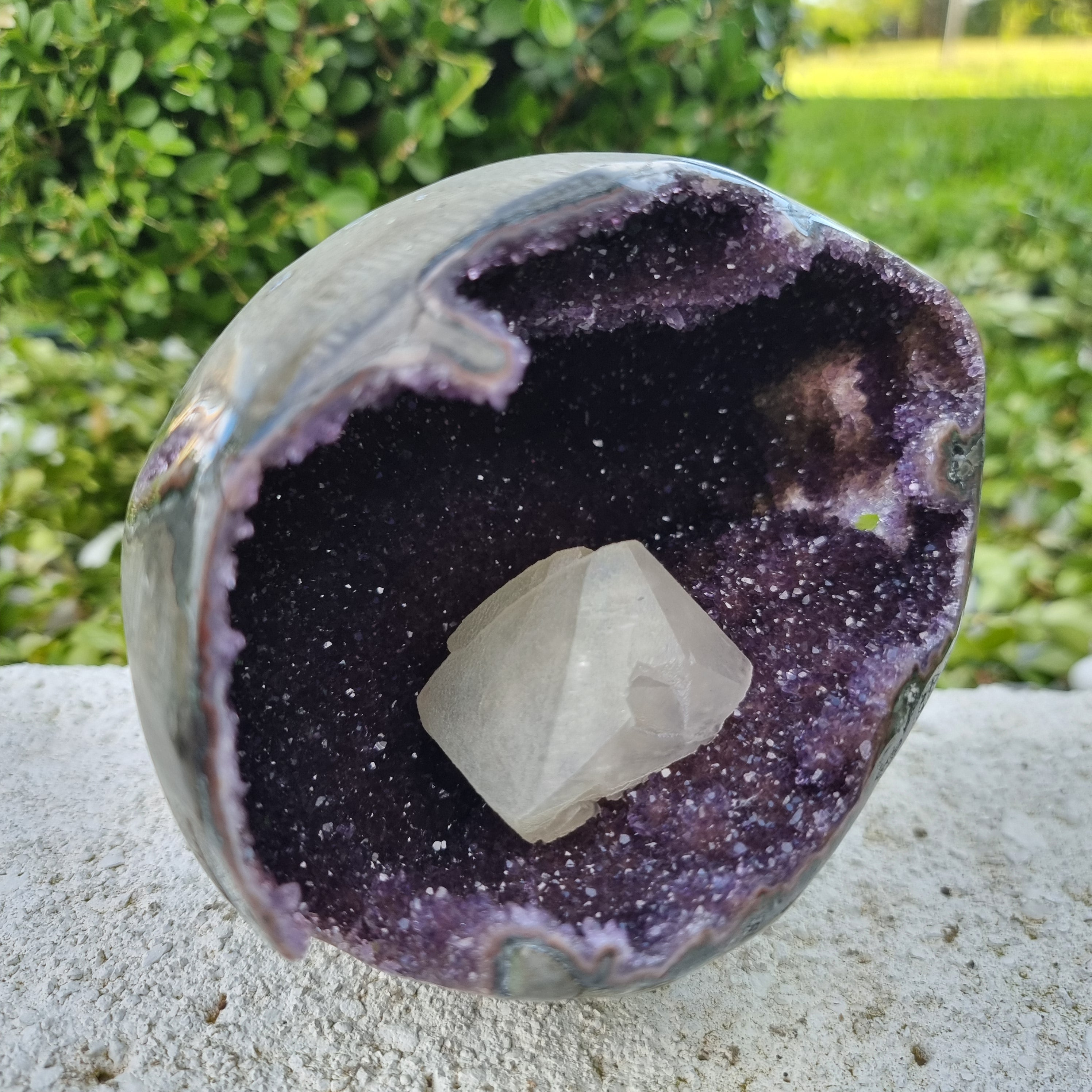 Coração de Ametista Especial | Peso 1,45 Kgs, Altura 13 cm | Energia, Beleza e Sofisticação