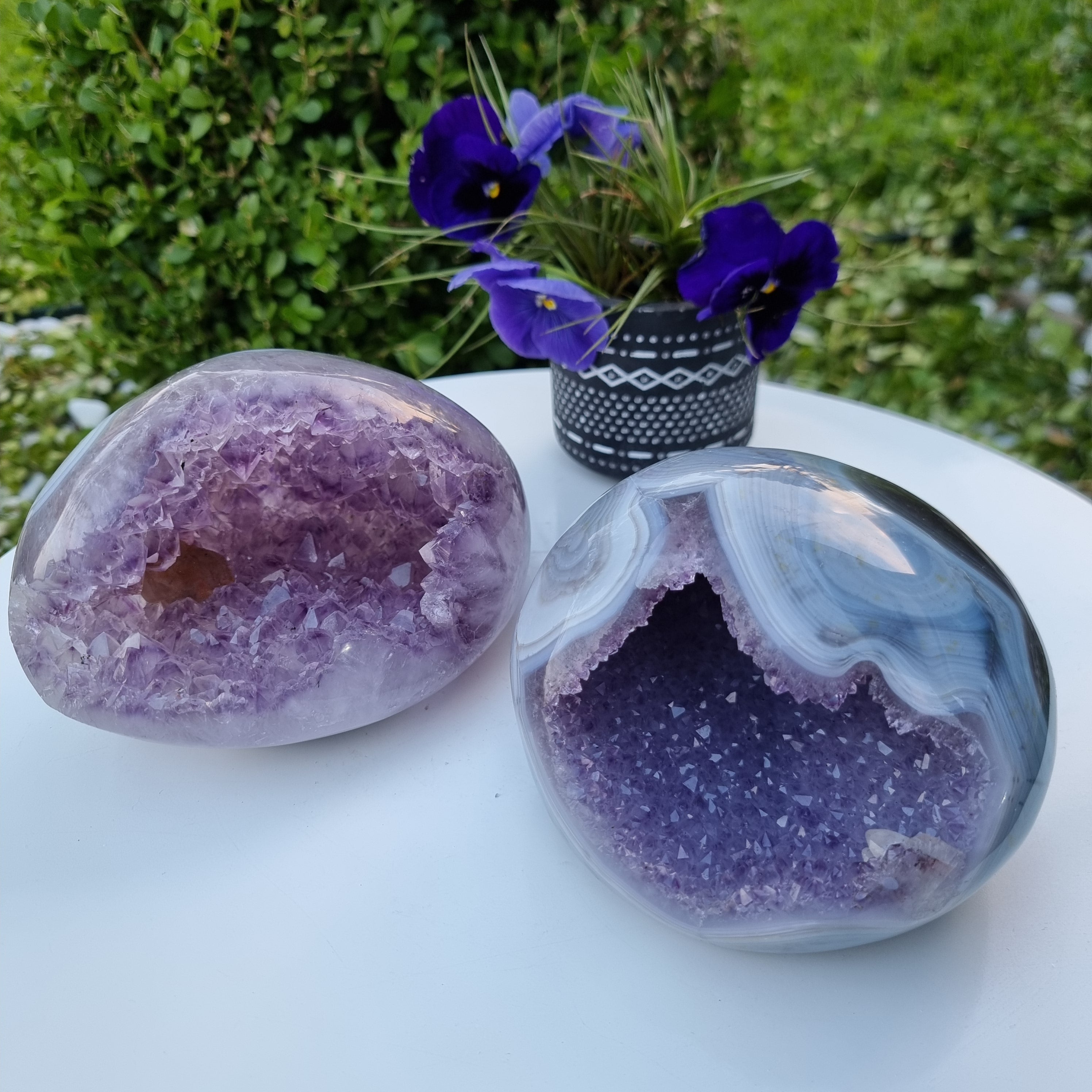 Drusa de Ametista Especial | Peso 1,95 Kgs, Altura 9 cm | Energia, Beleza e Sofisticação