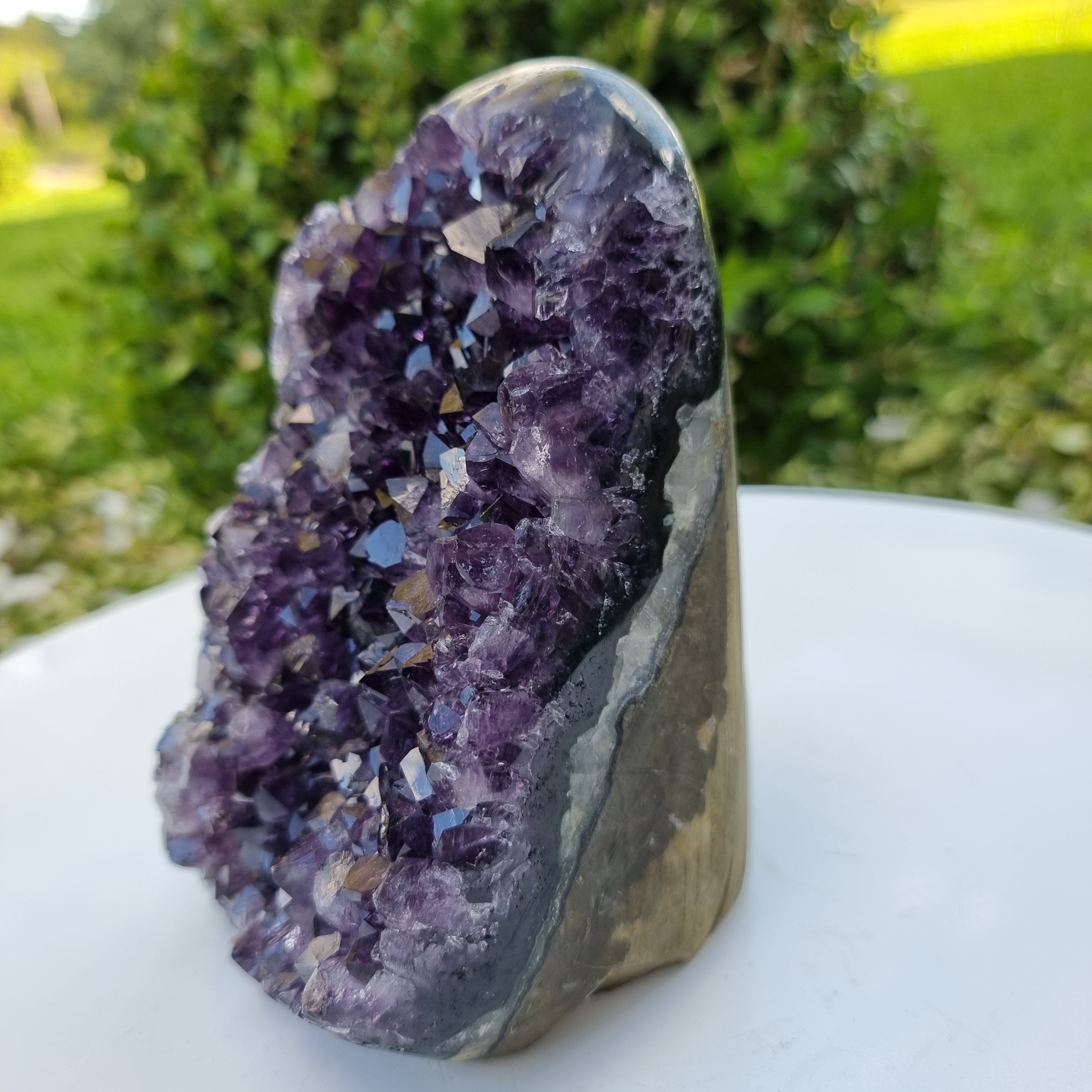 Ametista Formas Especial | Peso 1,95 Kgs, Altura 13 cm | Energia, Beleza e Sofisticação