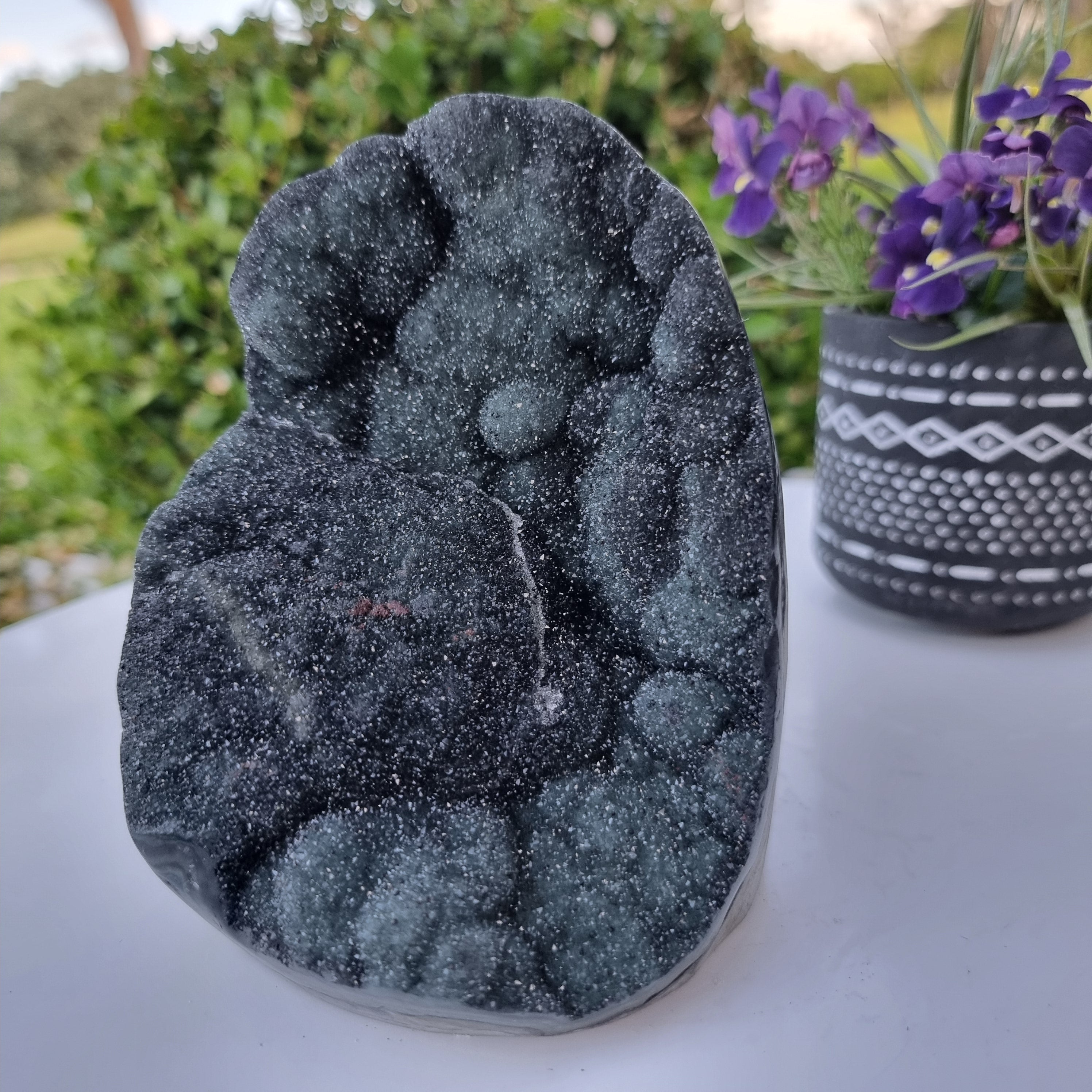 Drusa de Ametista Especial | Peso 1,10 Kgs, Altura 11 cm | Energia, Beleza e Sofisticação