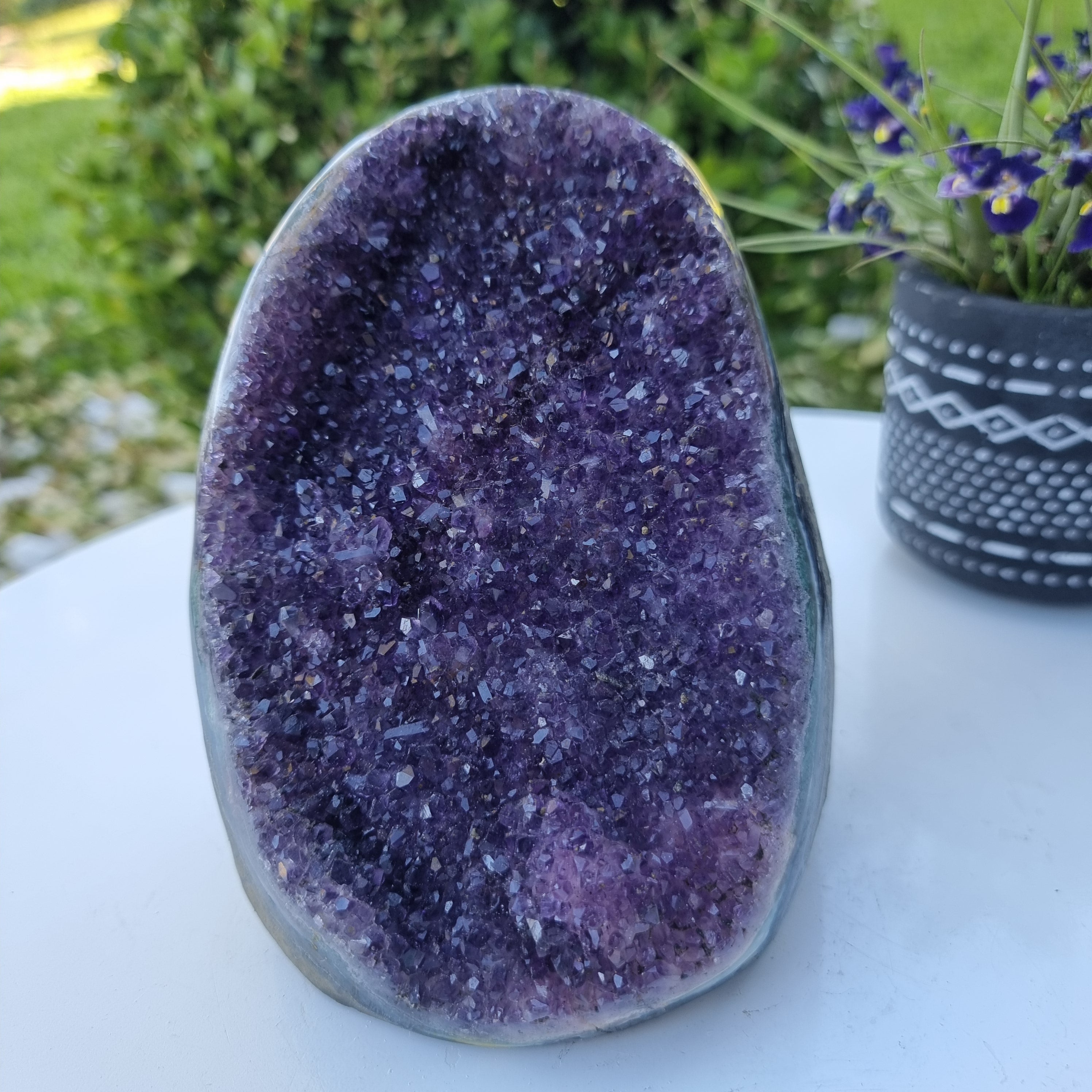 Drusa de Ametista Especial | Peso 1,80 Kgs, Altura 13 cm | Energia, Beleza e Sofisticação