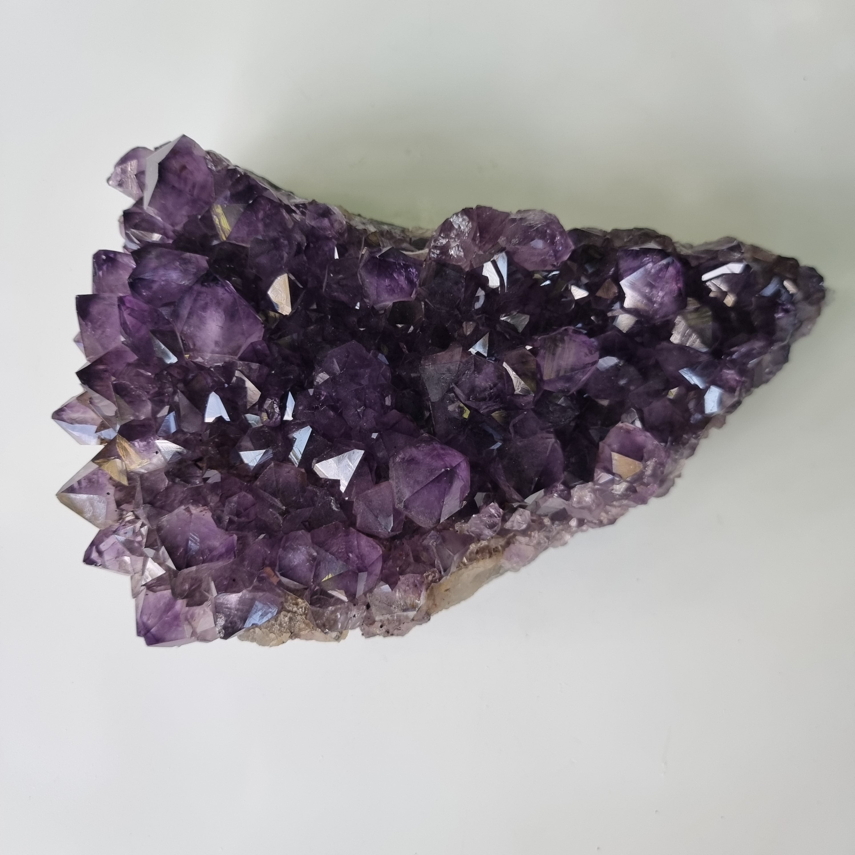 Drusas de Ametista Super Roxa | Peso 1,90 Kgs, Comprimento 20 cm | Energia, Beleza e Sofisticação