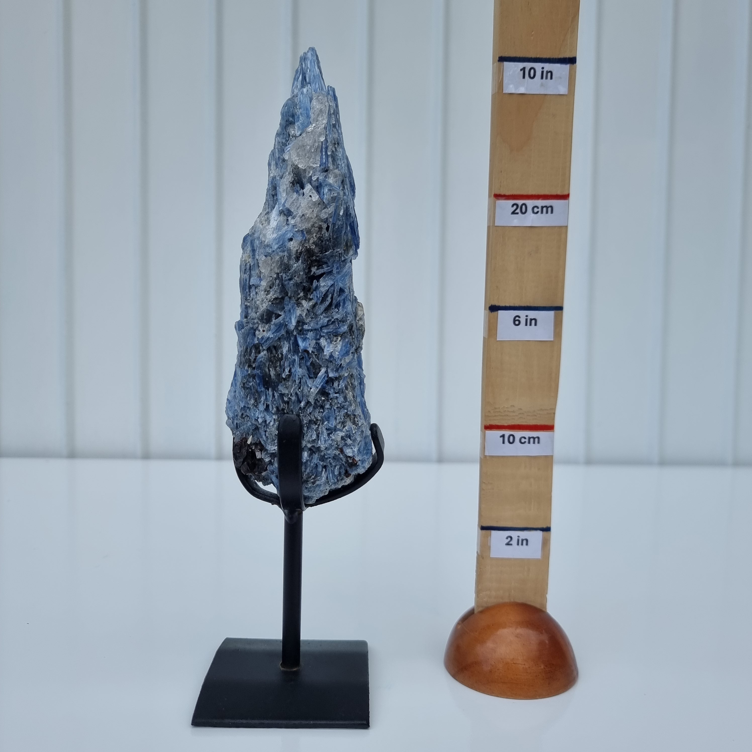 Cianita Natural Especial | Peso 0,95 Kgs, Altura 29 cm | Energia, Beleza e Sofisticação
