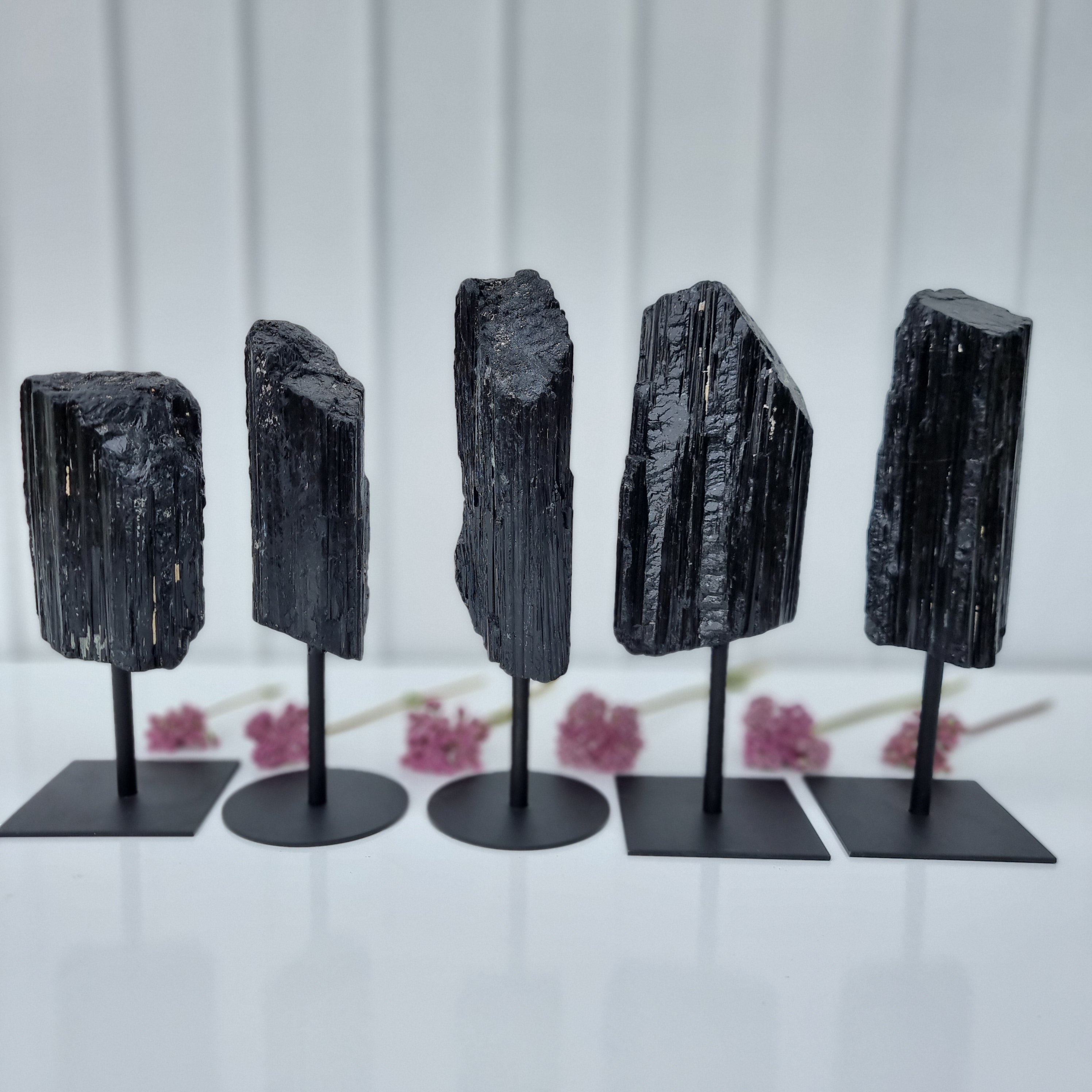 Turmalina Negra Natural Super Especial | Peso 1,00 Kgs, Altura 20 cm | Energia, Beleza e Sofisticação