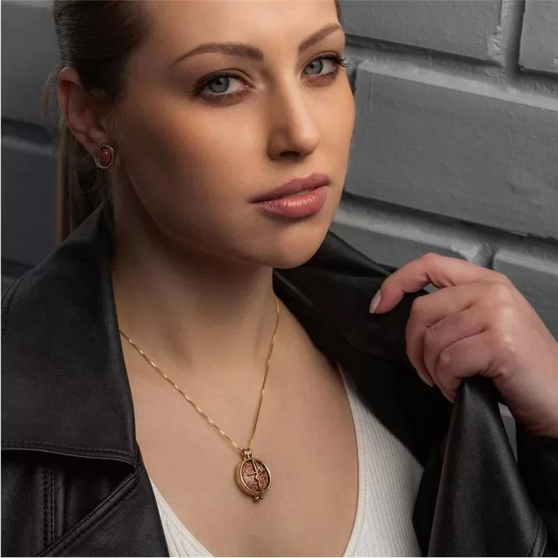 Colar Relicário Locket folheado a ouro  Pingente "Pomba da Paz"