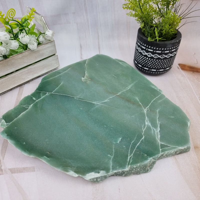 Bandejas de Cuarzo con BORDES NATURALES tamaño 30 a 35 cm y peso 3 kg