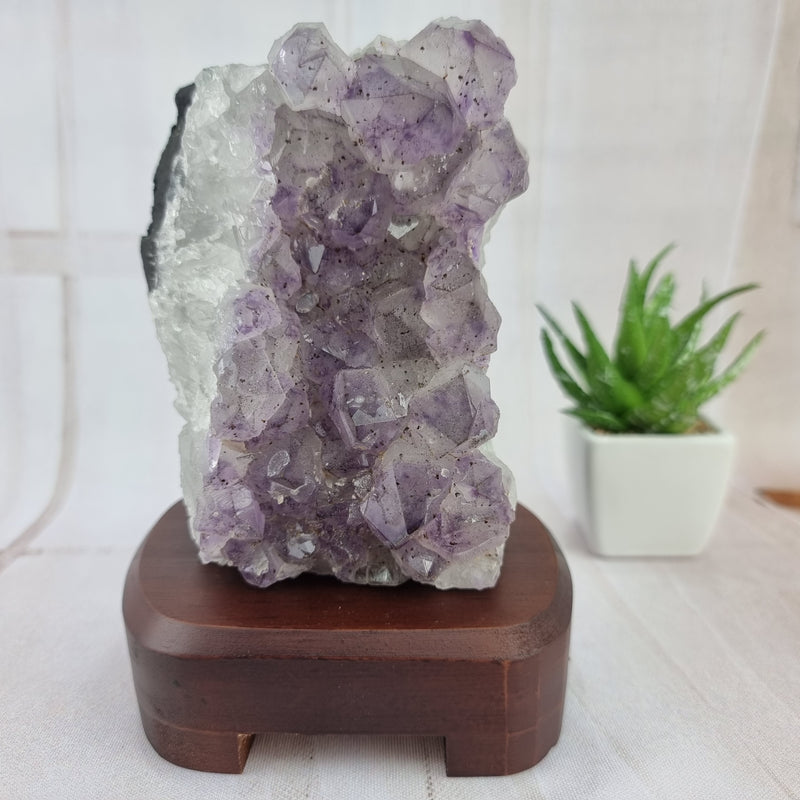 Amethyst lamp with wooden base and LED lighting height 18 cm weight 1.8 kg